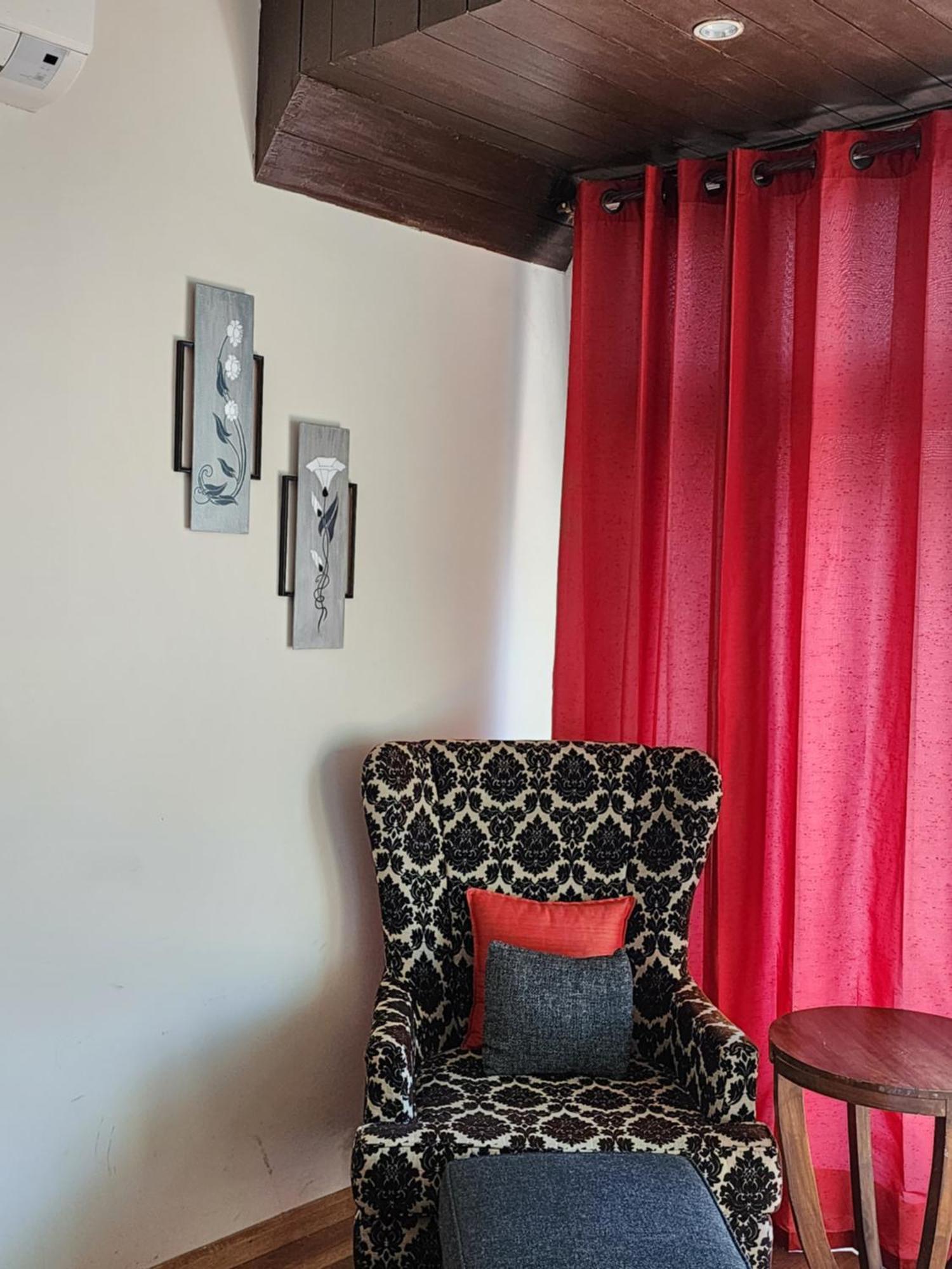 Woodsmoke Retreat Hotel Шимла Екстериор снимка