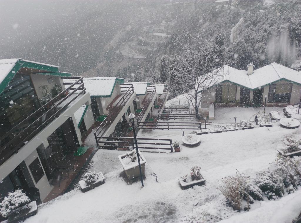 Woodsmoke Retreat Hotel Шимла Екстериор снимка